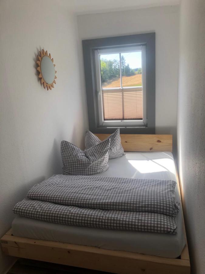 Landgasthof Wetteraperle Raila Esterno foto